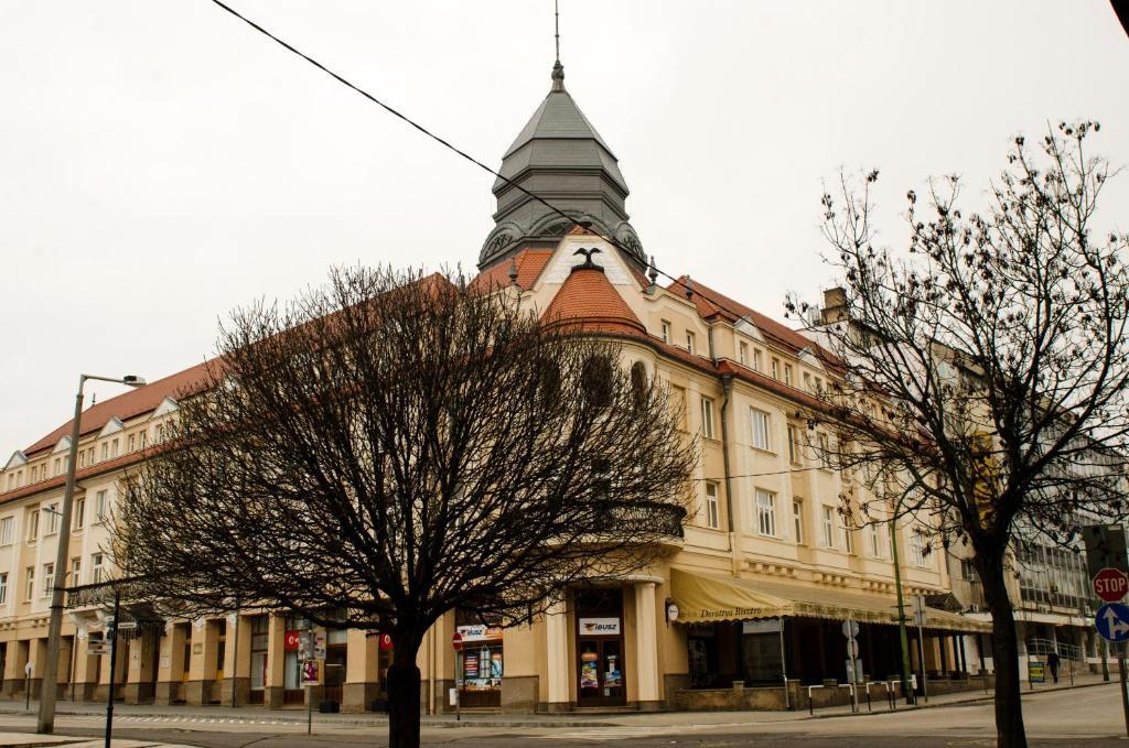 Hotel Dorottya Kaposvár Екстериор снимка