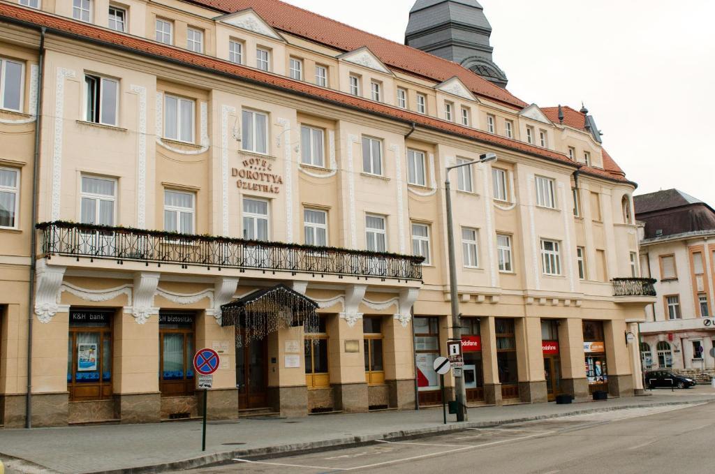 Hotel Dorottya Kaposvár Екстериор снимка